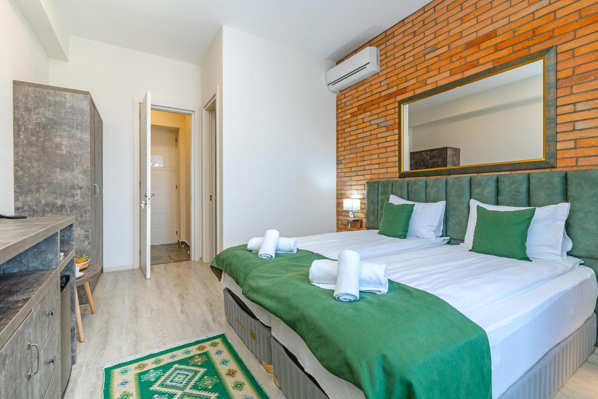 Chateau Mosmieri Hotel & Winery Telawi Zimmer foto
